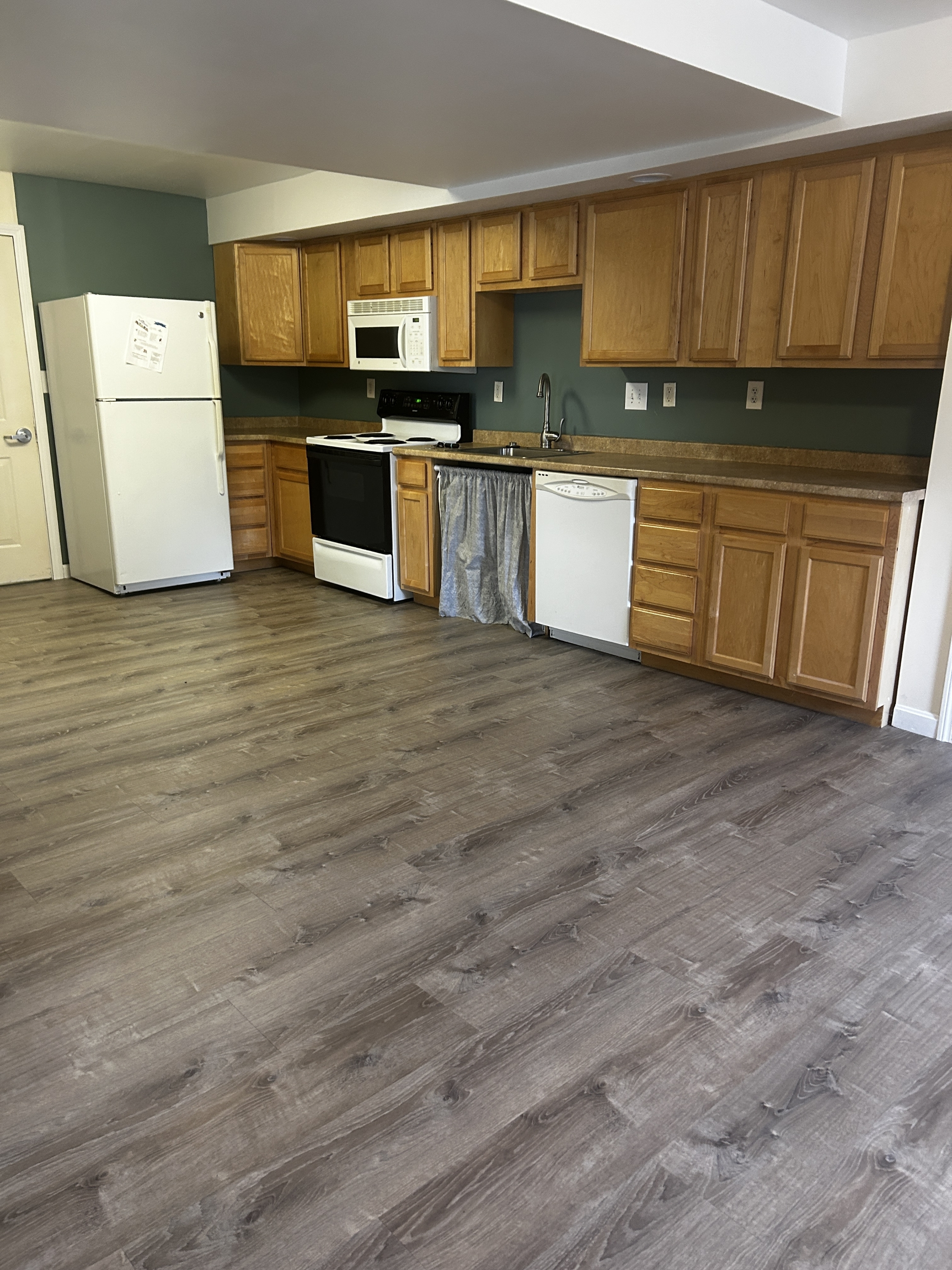 455 South Main Street apt 107